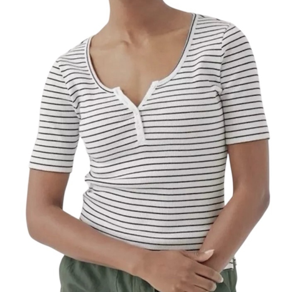 Sundance Women’s Striped White & Gray Shorty Sleeve Ribbed Knit Henley Size XL
